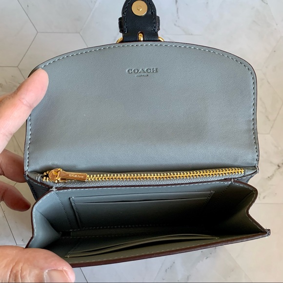 Coach Kleo Wallet - Picture 3 of 3